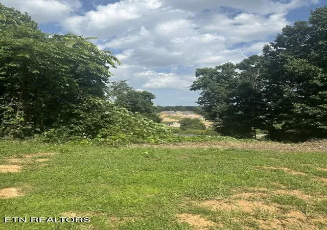 2nd image of 480 Laurel Ridge Ln, Knoxville, TN 37922 | MLS# 1351867