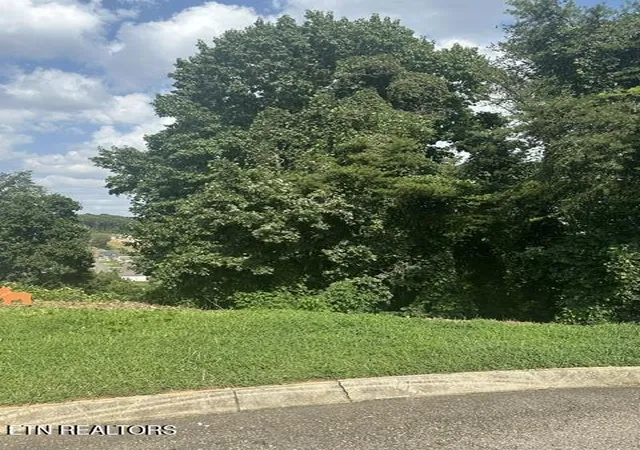 3rd image of 480 Laurel Ridge Ln, Knoxville, TN 37922 | MLS# 1351867