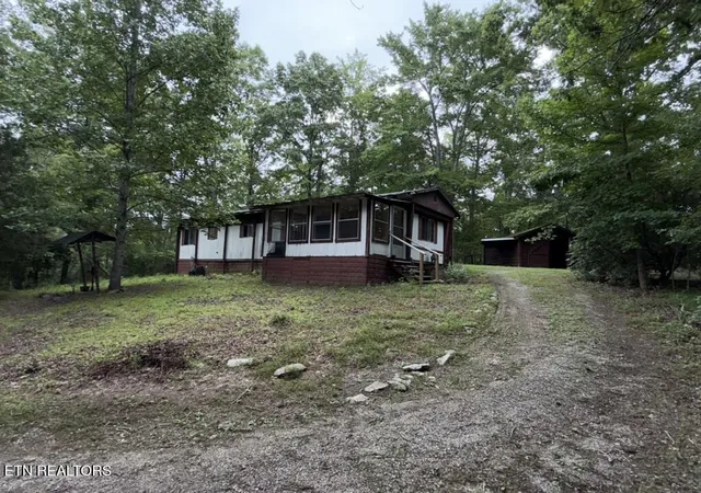 2nd image of 131 Williams Cir, Rockwood, TN 37854 | MLS# 1352034