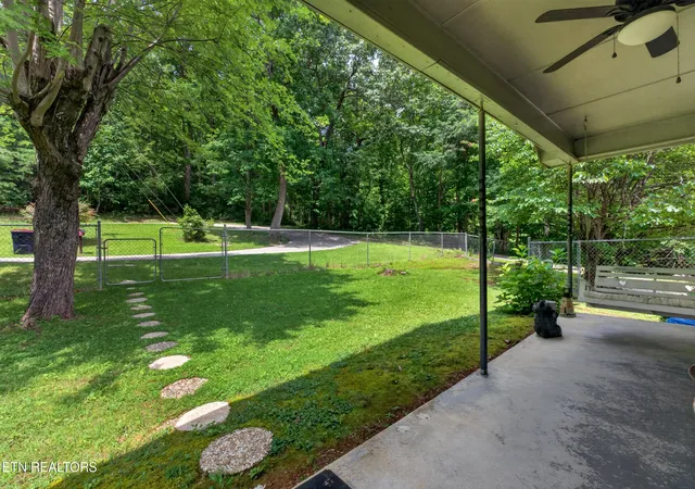 Photo 3 of Single family home for sale at 582 Spencer Dr, Spencer, TN 38585 | MLS# 1352070 | Listing updated on 2026-09-10