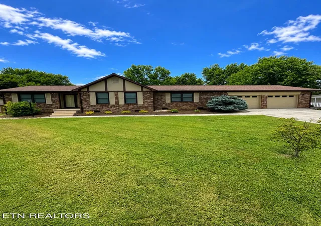 Photo 1 of Single family home for sale at 7314 Homestead Dr, Knoxville, TN 37918 | MLS# 1351916 | Listing updated on 2026-09-10