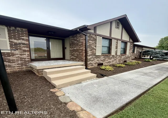 Photo 2 of Single family home for sale at 7314 Homestead Dr, Knoxville, TN 37918 | MLS# 1351916 | Listing updated on 2026-09-10