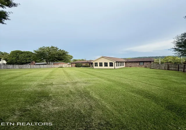 Photo 47 of Sale Pending at 7314 Homestead Dr, Knoxville, TN 37918 | MLS# 1351916 | Listing updated on 2026-10-05