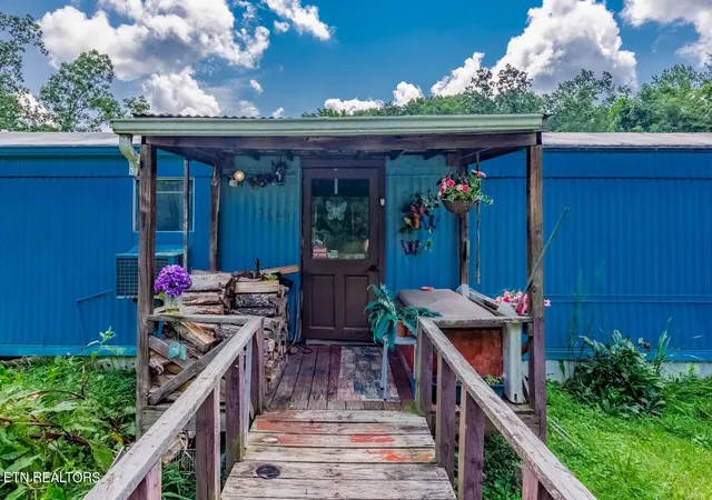 3rd image of 136 Holly Rd, Spring City, TN 37381 | MLS# 1351907