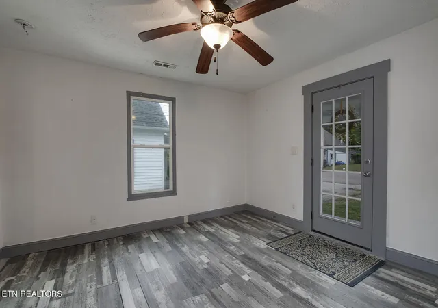 4th image of 2701 Barton St, Knoxville, TN 37917 | MLS# 1351968