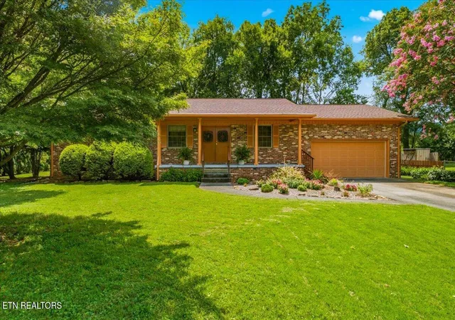 1st image of 3800 Seeber Dr, Knoxville, TN 37918 | MLS# 1352450