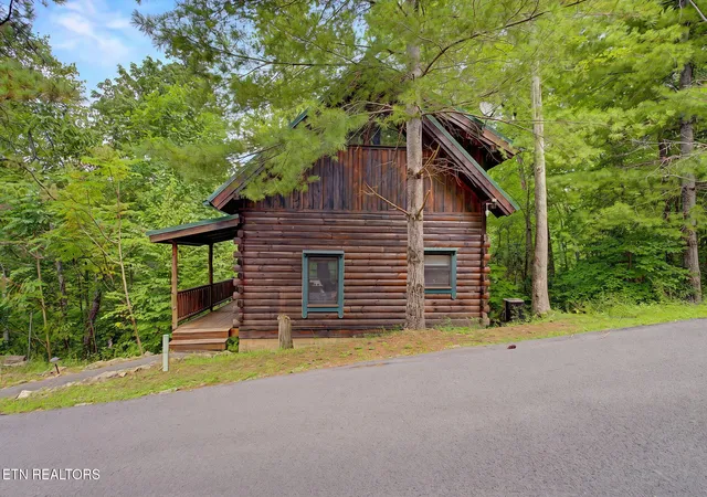 3rd image of 3039 Brothers Wy, Sevierville, TN 37862 | MLS# 1351935