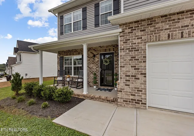 Photo 4 of Single family home for sale at 7677 Honey Oaks Rd, Corryton, TN 37721 | MLS# 1351980 | Listing updated on 2026-09-16