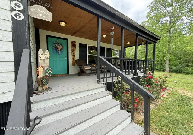 3rd image of 586 Rugby Hwy, Robbins, TN 37852 | MLS# 1351986