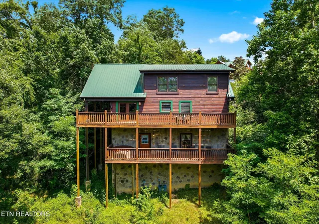 38th image of 2606 Tree Tops Wy, Pigeon Forge, TN 37863 | MLS# 1352000