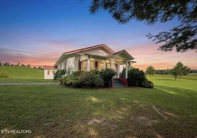 50th image of 1227 Ridgeview Rd, Jonesville, VA 24263 | MLS# 1351996