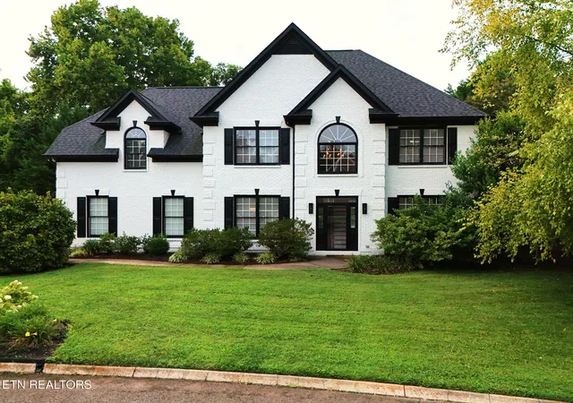 Photo 1 of Single family home for sale at 8206 Glenrothes Blvd, Knoxville, TN 37909 | MLS# 1352009 | Listing updated on 2026-08-29