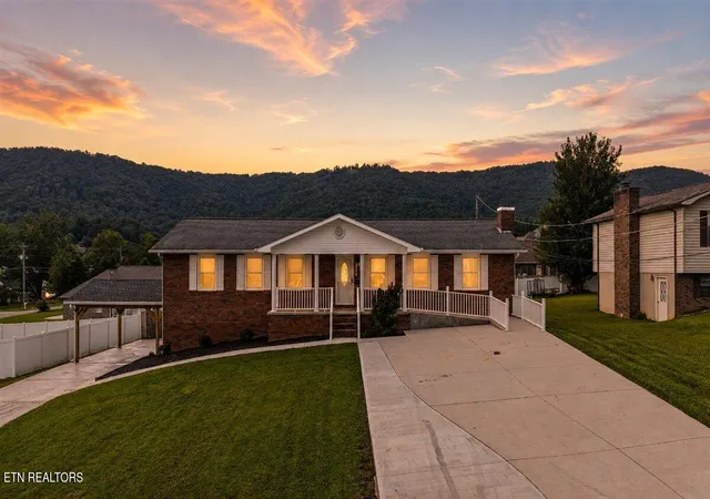 38th image of 334 Indian Mound Cir, Jacksboro, TN 37757 | MLS# 1352023