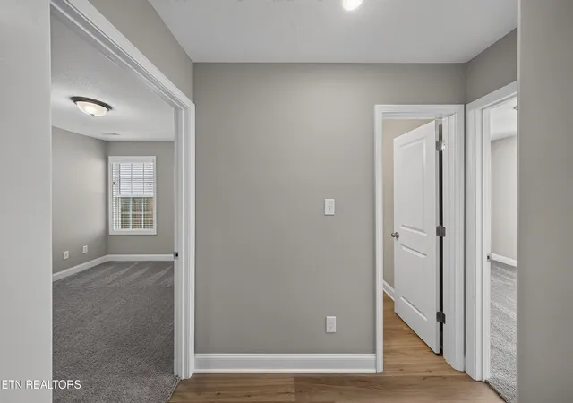 3rd image of 4852 Stoneyhurst Ln, Knoxville, TN 37918 | MLS# 1352261