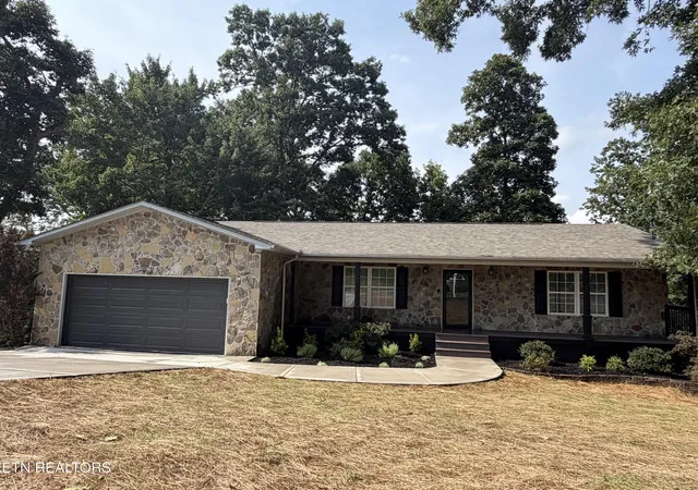 1st image of 219 Scenic View Dr, Clinton, TN 37716 | MLS# 1352025