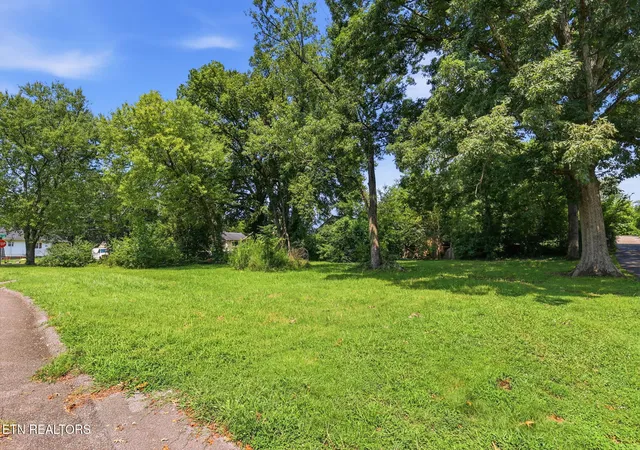 1st image of 2400 Rim St, Knoxville, TN 37917 | MLS# 1352049