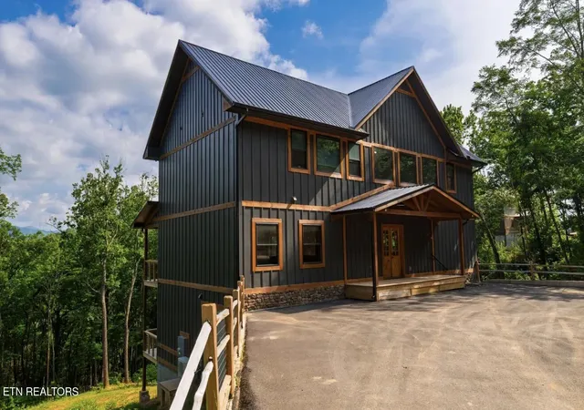 2nd image of 1950 Spurling Rd, Sevierville, TN 37862 | MLS# 1352013