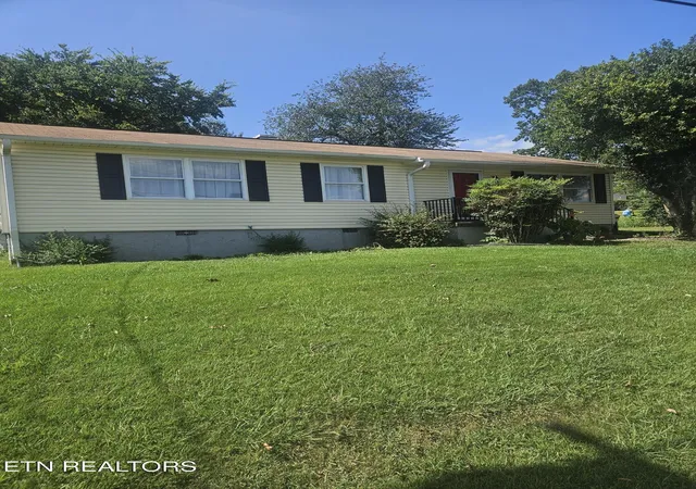 2nd image of 114 Aspen Ln, Oak Ridge, TN 37830 | MLS# 1352043