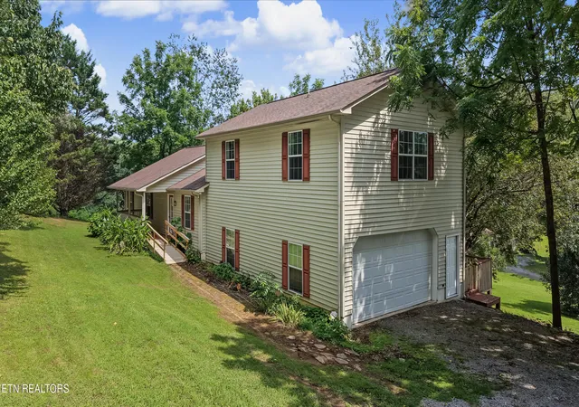 5th image of 7712 Berry Williams Rd, Townsend, TN 37882 | MLS# 1352196