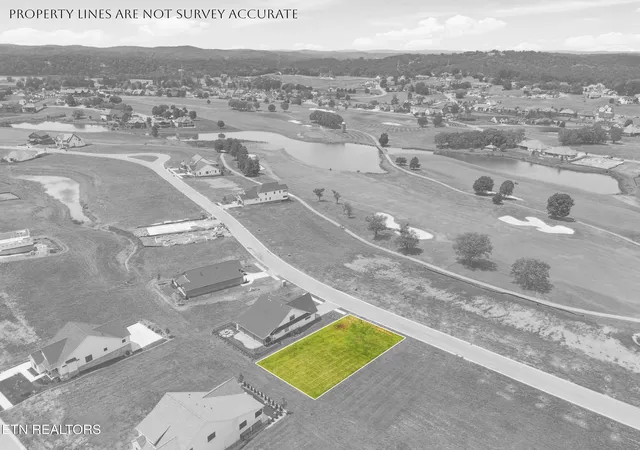 4th image of 958 Black Bear Cir, Loudon, TN 37774 | MLS# 1352214