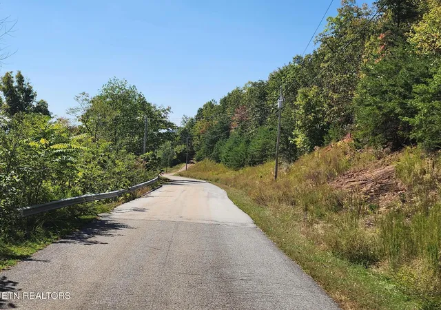2nd image of Lot 609 Chimney Rock Rd, New Tazewell, TN 37825 | MLS# 1352054