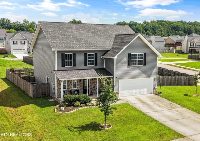 2nd image of 2701 Farmhouse Dr, Maryville, TN 37803 | MLS# 1352059