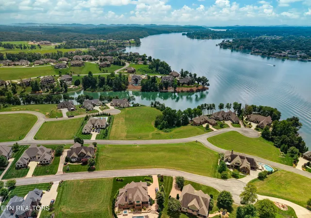 Photo 4 of Land for sale at 967 Castaway Ln, Lenoir City, TN 37772 | MLS# 1352065 | Listing updated on 2026-08-17