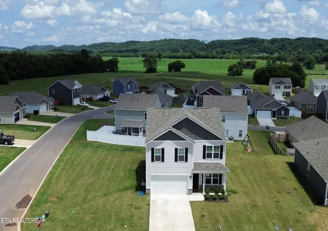 33rd image of 352 Dilbeck Ln, Niota, TN 37826 | MLS# 1352082
