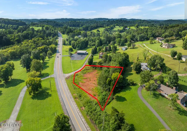1st image of 124 Holt Dr, Loudon, TN 37774 | MLS# 1352116