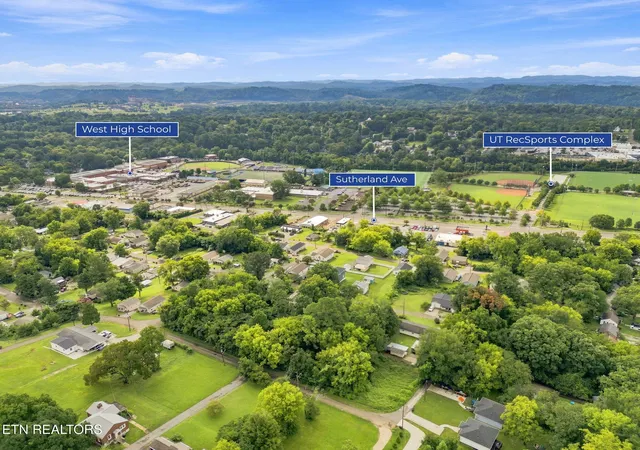 4th image of 4332 Apex Dr, Knoxville, TN 37919 | MLS# 1352352
