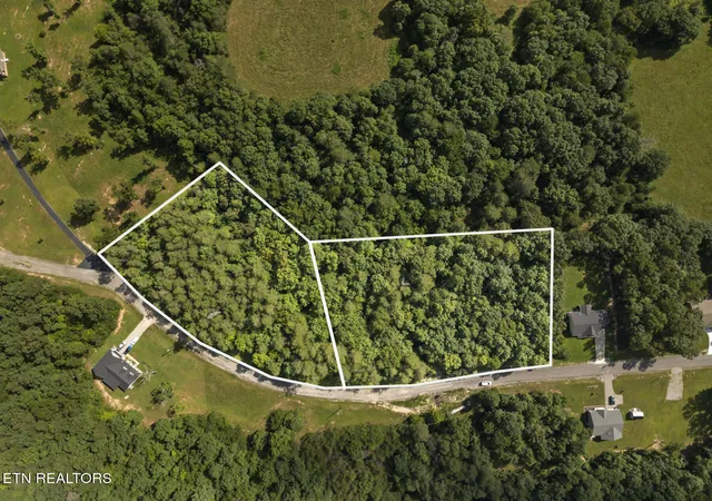 3rd image of 345 Ac Perry Creek Dr, Crossville, TN 38572 | MLS# 1352078