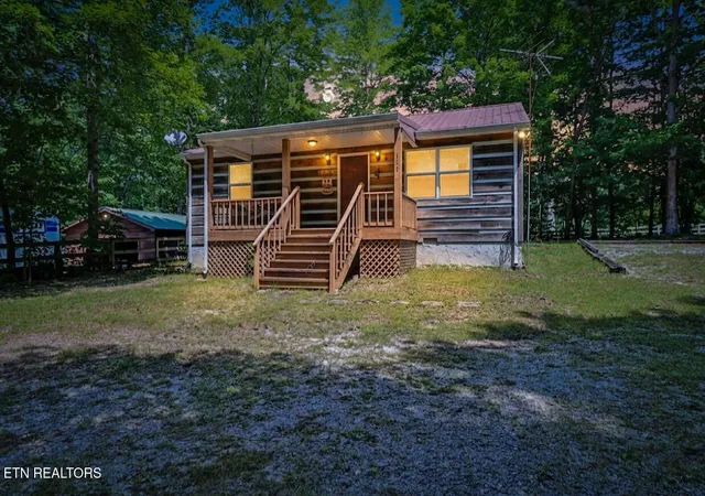 1st image of 506 Spruce Creek Dr, Jamestown, TN 38556 | MLS# 1352318
