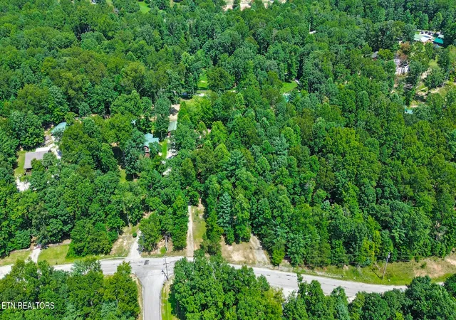 38th image of 506 Spruce Creek Dr, Jamestown, TN 38556 | MLS# 1352318