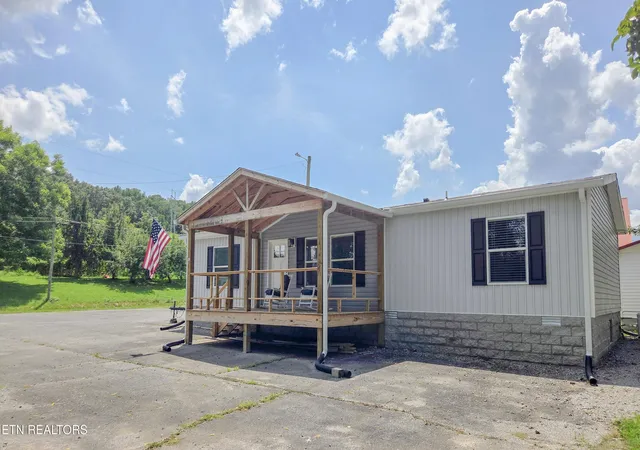 4th image of 15215 Old State Hwy 28, Pikeville, TN 37367 | MLS# 1352104