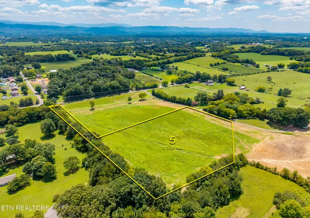 1st image of Lot 5 Saratoga Dr, Maryville, TN 37804 | MLS# 1352105