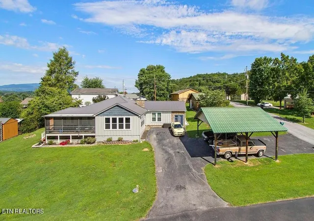 2nd image of 3310 Winston St, Pigeon Forge, TN 37863 | MLS# 1352377