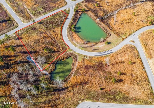 5th image of 76 Twin Lakes Dr, Loudon, TN 37774 | MLS# 1352103