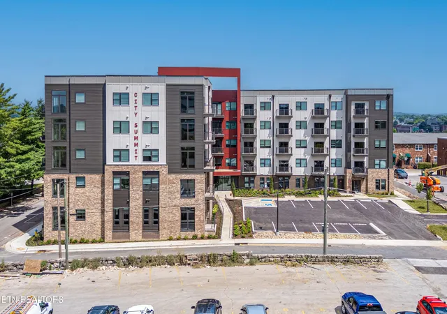 2nd image of 515 Cafego Pl #100, Knoxville, TN 37902 | MLS# 1352121