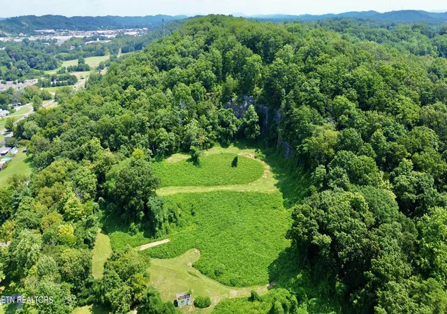 1st image of 0 Tecoy Quarry Rd, Knoxville, TN 37921 | MLS# 1352123