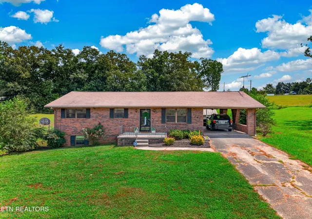 2nd image of 2082 Hwy 25 70 E, Dandridge, TN 37725 | MLS# 1352462