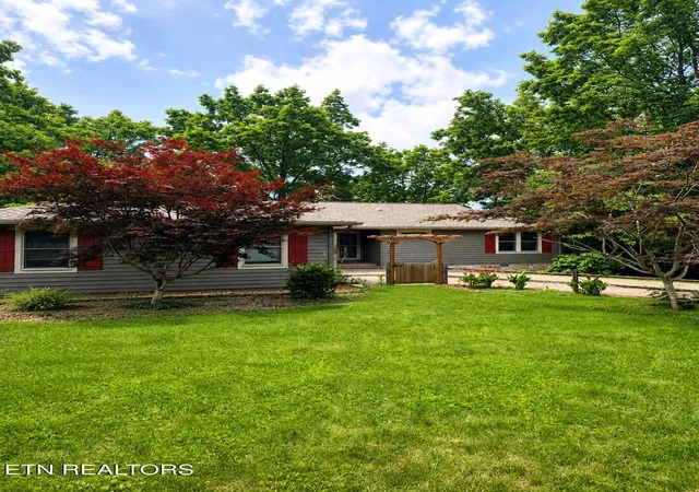 1st image of 166 Canterbury Dr, Crossville, TN 38558 | MLS# 1352159