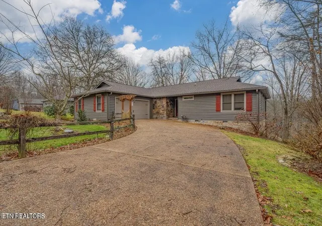 42nd image of 166 Canterbury Dr, Crossville, TN 38558 | MLS# 1352159
