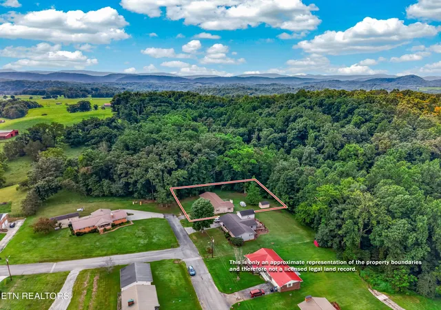 4th image of 314 Wood Ln, Surgoinsville, TN 37873 | MLS# 1352174