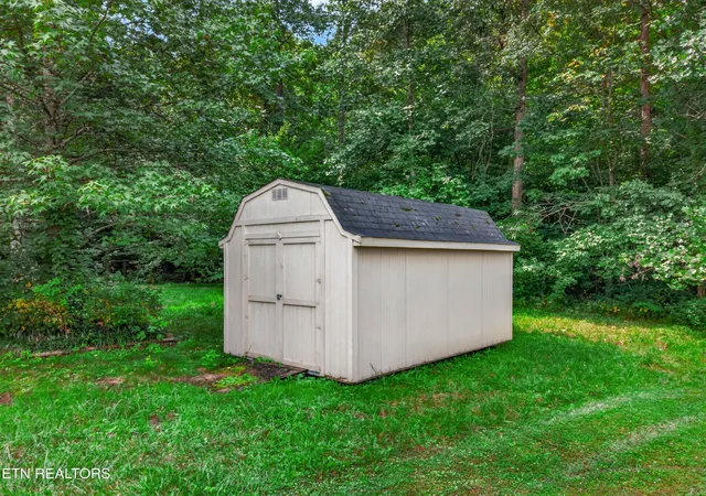 5th image of 314 Wood Ln, Surgoinsville, TN 37873 | MLS# 1352174