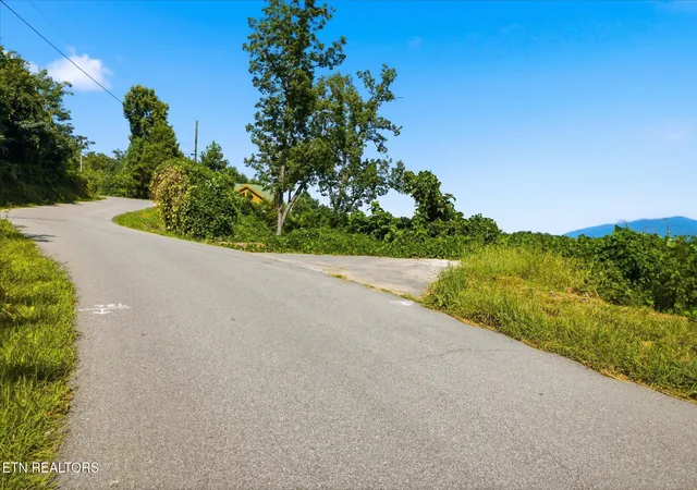12th image of 812 Beanstalk Ct, Gatlinburg, TN 37738 | MLS# 1352510
