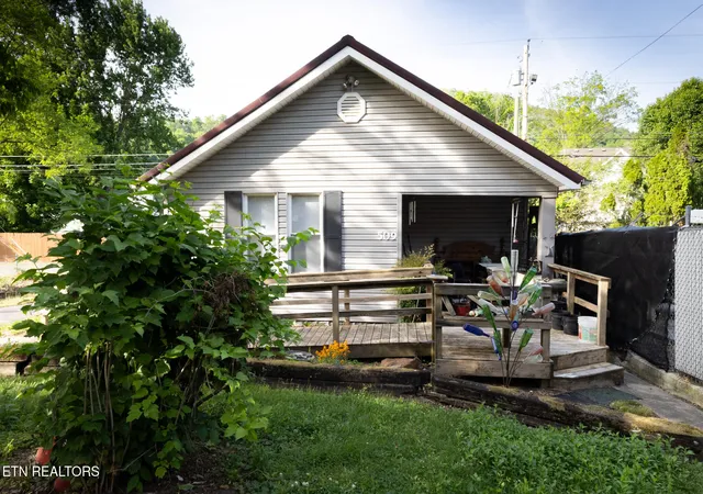 2nd image of 509 W Tennessee Ave, Pineville, KY 40977 | MLS# 1352226
