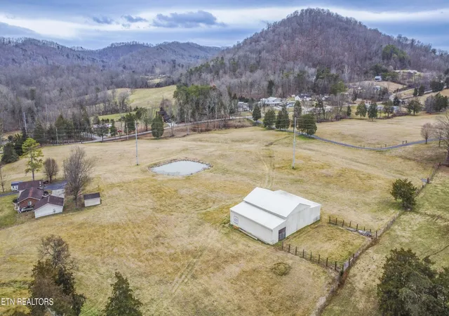 3rd image of 719 Possum Valley Rd #380 Hic, Maynardville, TN 37807 | MLS# 1352505