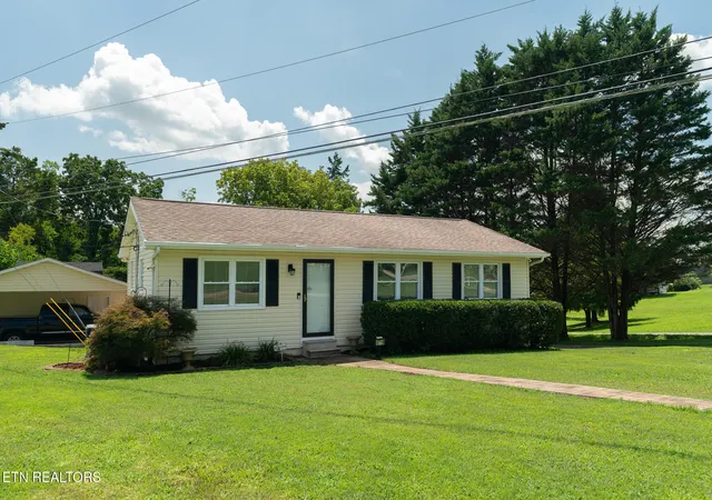 3rd image of 8718 Gleason Dr, Knoxville, TN 37923 | MLS# 1352568