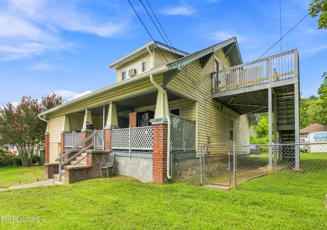 3rd image of 457 Cedar Ave, Knoxville, TN 37917 | MLS# 1352232