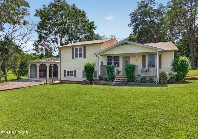 1st image of 165 E Whitehall Rd, Cookeville, TN 38501 | MLS# 1352220